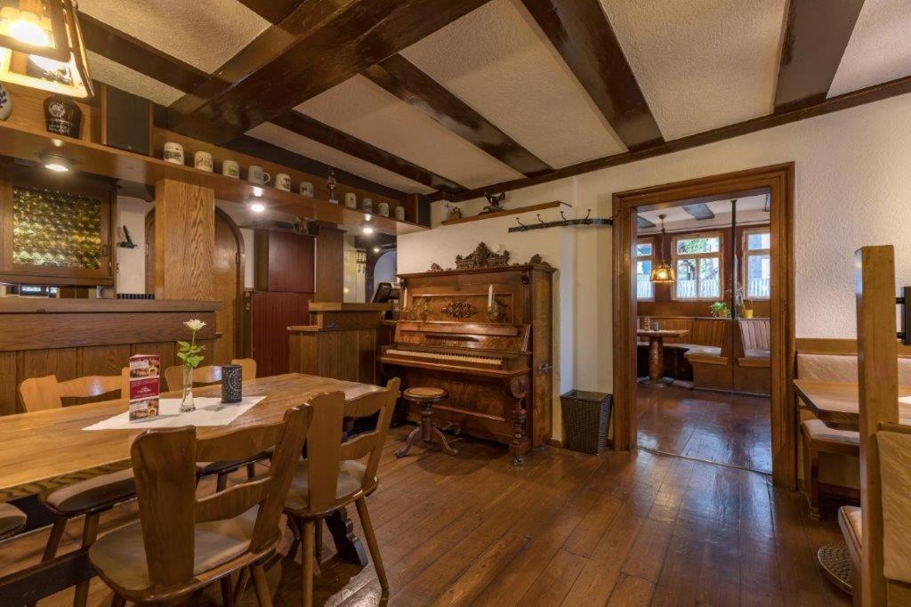 Gaststaette Braustuebchen Hotel Schlitz Bagian luar foto