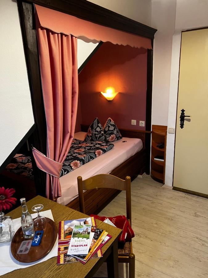 Gaststaette Braustuebchen Hotel Schlitz Bagian luar foto