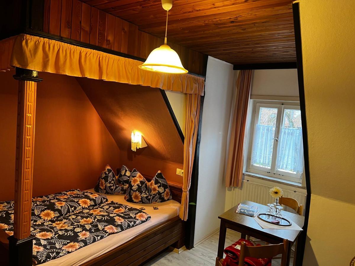 Gaststaette Braustuebchen Hotel Schlitz Bagian luar foto