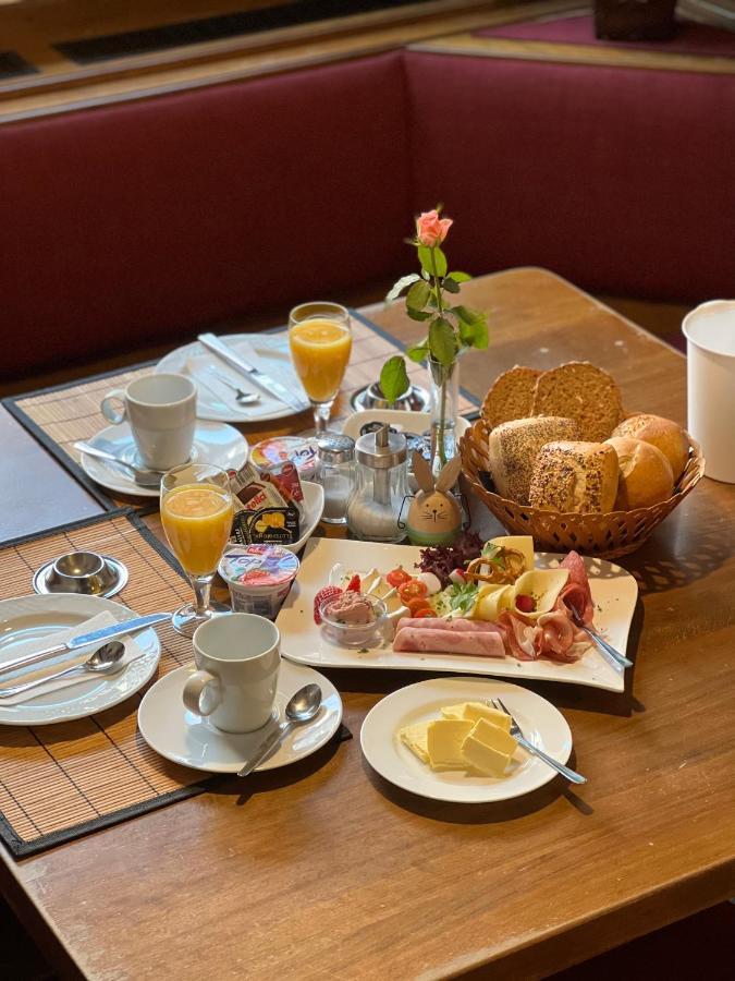 Gaststaette Braustuebchen Hotel Schlitz Bagian luar foto